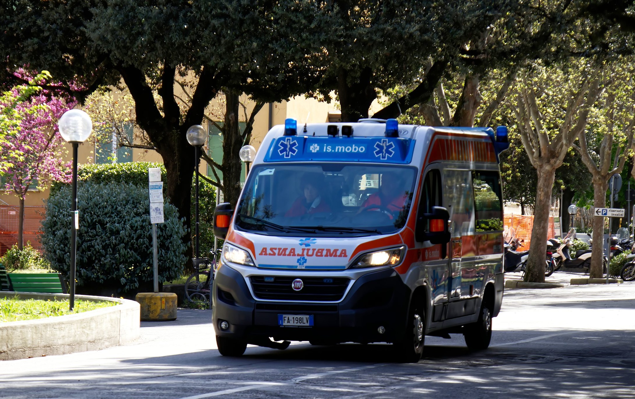 Luca Orlando Un Uomo Di Anni Ha Perso La Vita A Causa Di Una