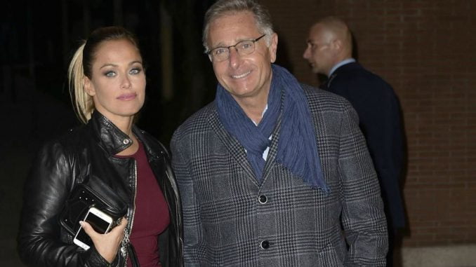 Paolo Bonolis E Sonia Bruganelli Una Famiglia Allargata Basata Sul